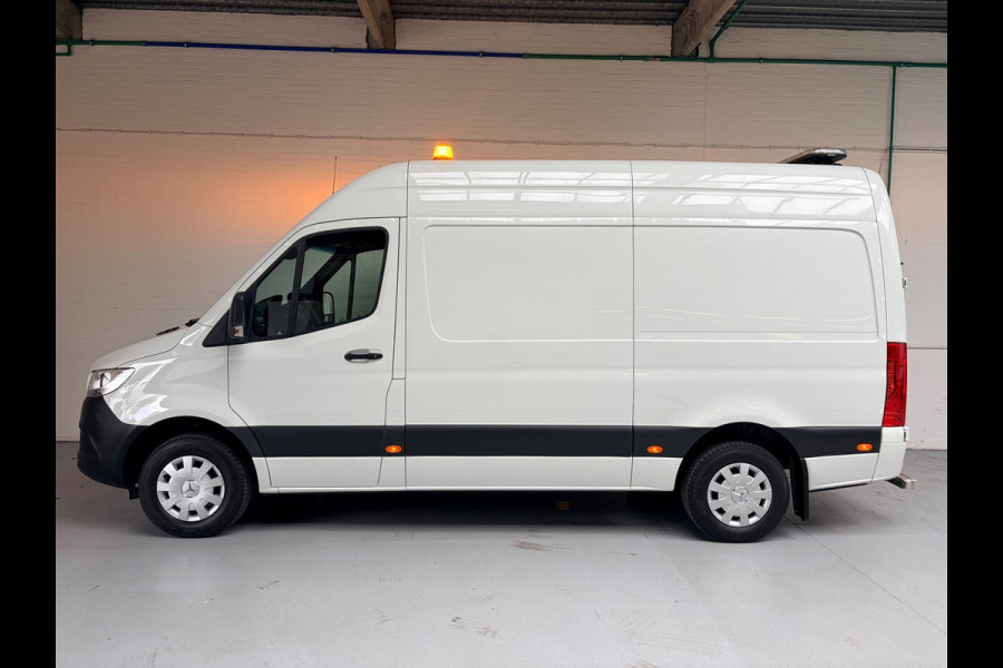 Mercedes-Benz Sprinter Servicewagen automaat 316 160PK 2.2 CDI euro6 L2H2 Trekhaak 3500KG! Kasten, Victron V230, RIJKLAARPRIJS!