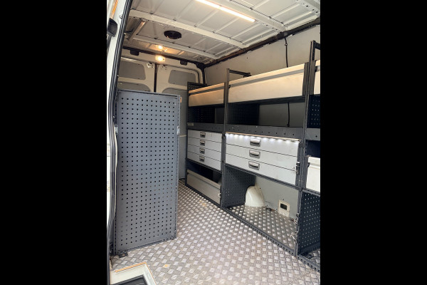 Mercedes-Benz Sprinter Servicewagen automaat 316 160PK 2.2 CDI euro6 L2H2 Trekhaak 3500KG! Kasten, Victron V230, RIJKLAARPRIJS!