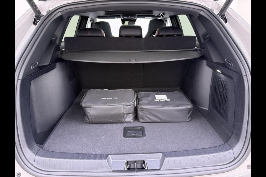 BYD SEAL U 1.5 DM-i FWD Boost VAN: 39.900,- VOOR: 34.440,- UW WKVOORDEEL: 5.569,- NIEUWE AUTO!! | FABRIEKS GARANTIE TM 04-2032 | ALL IN PRIJS! |