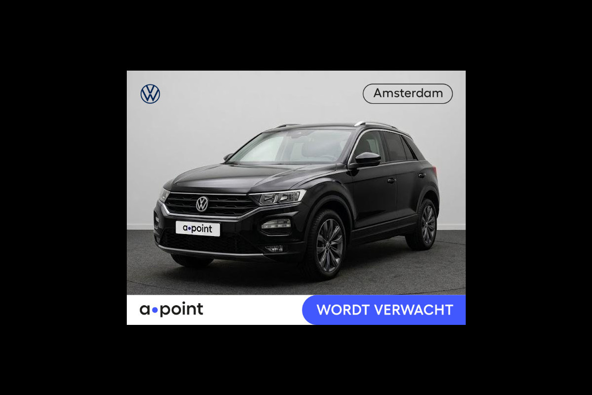 Volkswagen T-Roc 1.5 TSI Style Business 150 PK | Automaat (DSG) | Navigatie | Camera | Extra getint glas