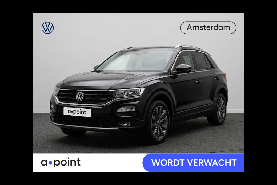 Volkswagen T-Roc 1.5 TSI Style Business 150 PK | Automaat (DSG) | Navigatie | Camera | Extra getint glas