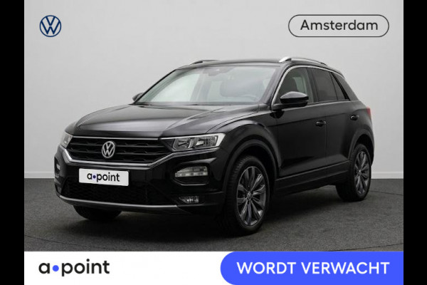 Volkswagen T-Roc 1.5 TSI Style Business 150 PK | Automaat (DSG) | Navigatie | Camera | Extra getint glas