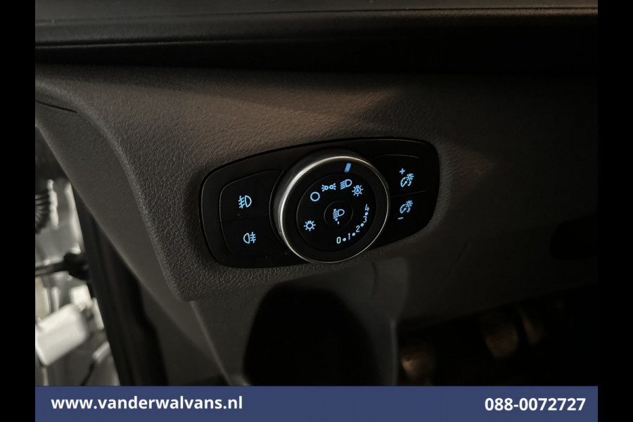 Ford Transit Custom 2.0 TDCI 105pk L2H1 Euro6 Airco | Camera | Apple Carplay | Cruisecontrol | LED | Stoelverwarming Verwamde voorruit, Android Auto, Parkeersensoren, Bijrijdersbank, 2800kg trekvermogen