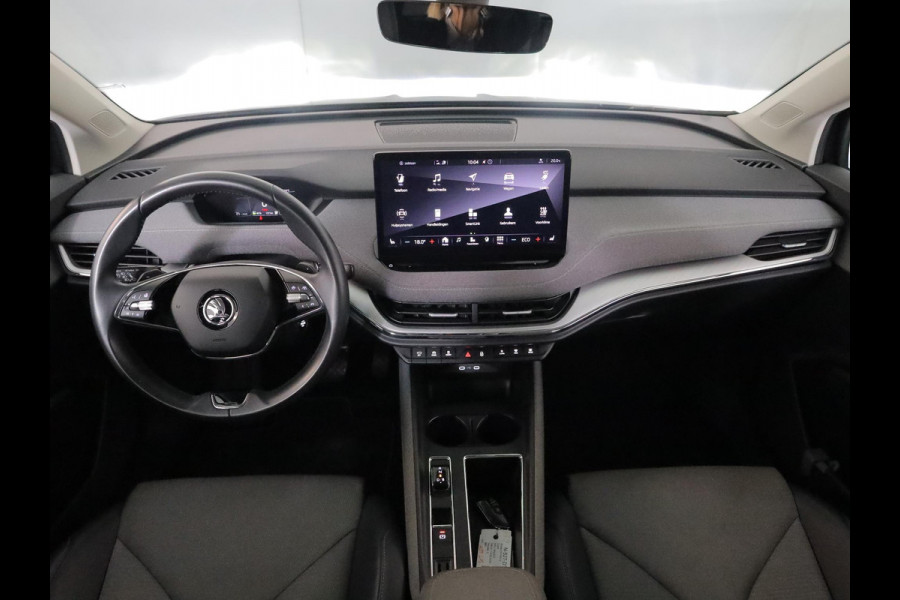 Škoda ENYAQ iV 60 180 pk | SOH 93,02% | Navigatie | Parkeersensoren | Achteruitrijcamera | Matrix LED koplampen | Autom. airco (3 zones) | Keyless |