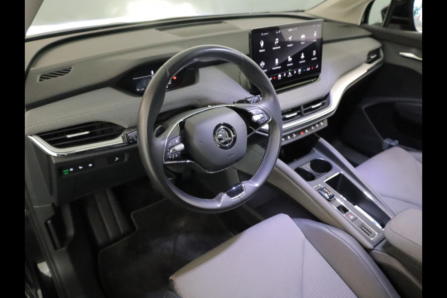 Škoda ENYAQ iV 60 180 pk | SOH 93,02% | Navigatie | Parkeersensoren | Achteruitrijcamera | Matrix LED koplampen | Autom. airco (3 zones) | Keyless |