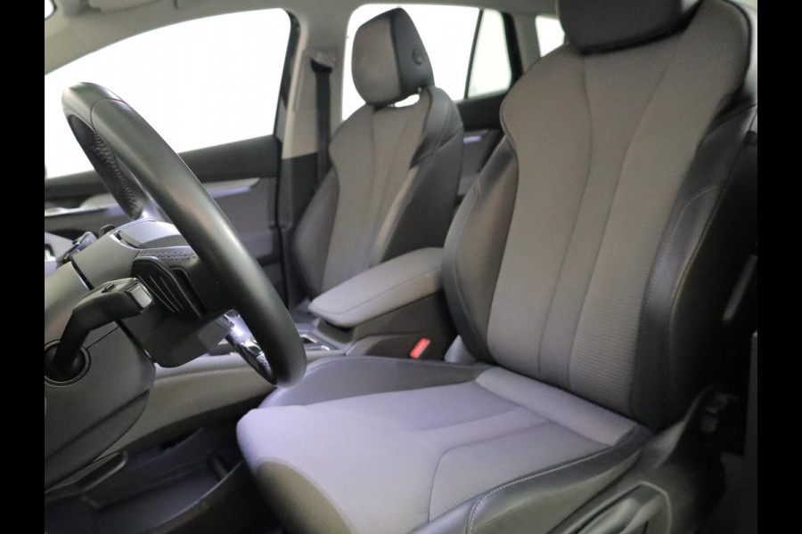 Škoda ENYAQ iV 60 180 pk | SOH 93,02% | Navigatie | Parkeersensoren | Achteruitrijcamera | Matrix LED koplampen | Autom. airco (3 zones) | Keyless |