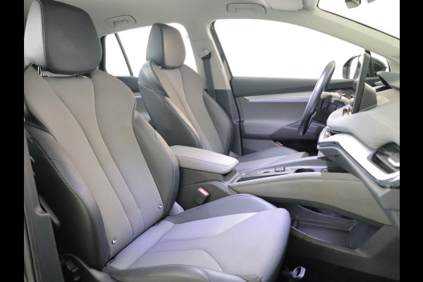 Škoda ENYAQ iV 60 180 pk | SOH 93,02% | Navigatie | Parkeersensoren | Achteruitrijcamera | Matrix LED koplampen | Autom. airco (3 zones) | Keyless |