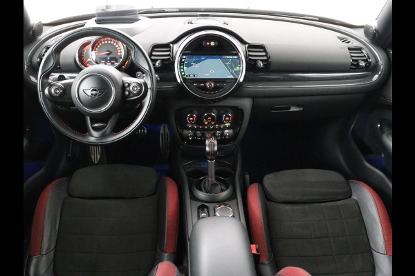MINI Clubman 2.0 John Cooper Works ALL4 Chili Panoramadak | Head-up | Navigatie | Cruise control | Carplay | Climate control | Achteruitrij camera | Stoelverwarming | DAB radio