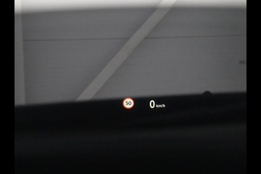 MINI Clubman 2.0 John Cooper Works ALL4 Chili Panoramadak | Head-up | Navigatie | Cruise control | Carplay | Climate control | Achteruitrij camera | Stoelverwarming | DAB radio