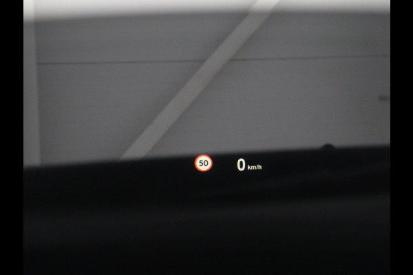 MINI Clubman 2.0 John Cooper Works ALL4 Chili Panoramadak | Head-up | Navigatie | Cruise control | Carplay | Climate control | Achteruitrij camera | Stoelverwarming | DAB radio