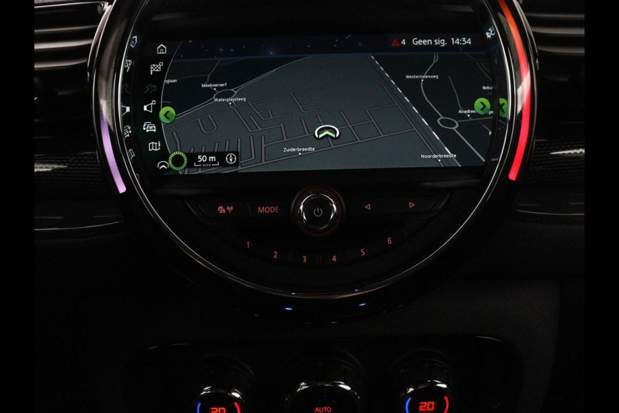 MINI Clubman 2.0 John Cooper Works ALL4 Chili Panoramadak | Head-up | Navigatie | Cruise control | Carplay | Climate control | Achteruitrij camera | Stoelverwarming | DAB radio