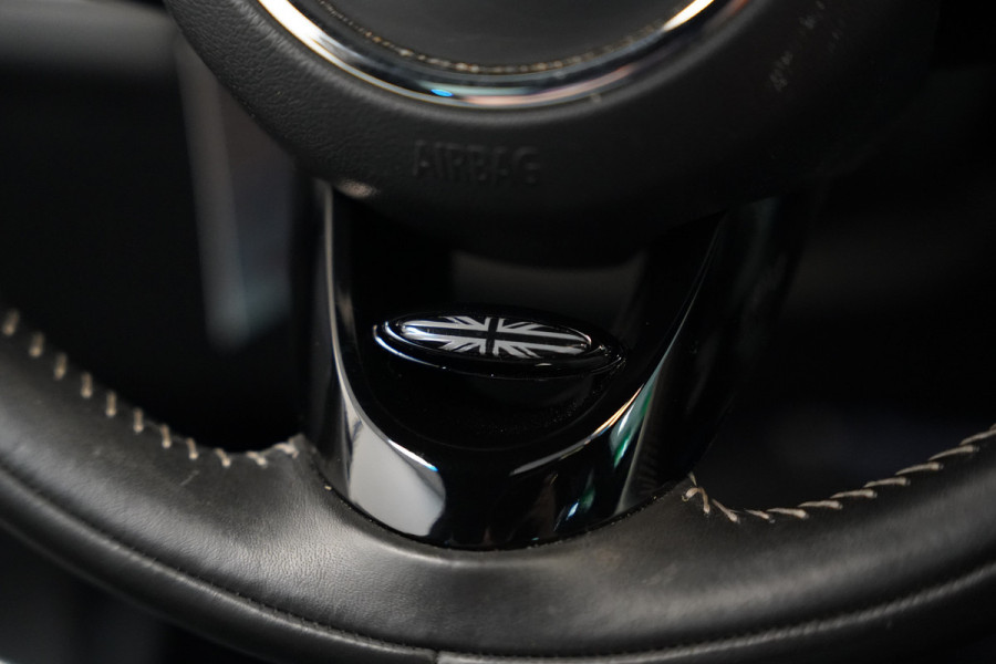 MINI Countryman 1.5 Cooper S E ALL4 Chili Panoramdak Full-led Navigatie 24 Maanden garantie* (Vraag naar de voorwaarden)