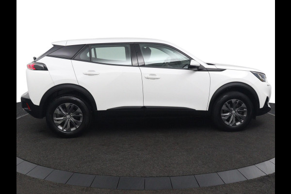 Peugeot 2008 1.2*130PK*AUTOM*NAVI*ECC*HAAK*CRUISE*CARPLAY*