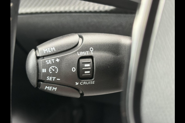 Peugeot 208 1.2 PureTech Active 2e Eigenaar,Carplay,Navi,6 Bak,Airco,Cruise,Pdc,N.A.P,102pk,Rijstrooksensor,Nieuwe Apk bij Aflevering