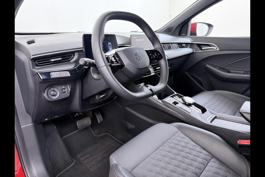 MG MG3 Hybrid+ 1.5 Hybrid+ Luxury ONDERHOUD GEHAD BIJ DEALER, DIRECT LEVERBAAR | 7 JAAR MG FABRIEKS GARANTIE TM 02-2032 | STOEL + STUURVERWARMING | 360 CAMERA | ADAP. CRUISE | DODE HOEK | KEYLESS | APPLE CARPLAY |