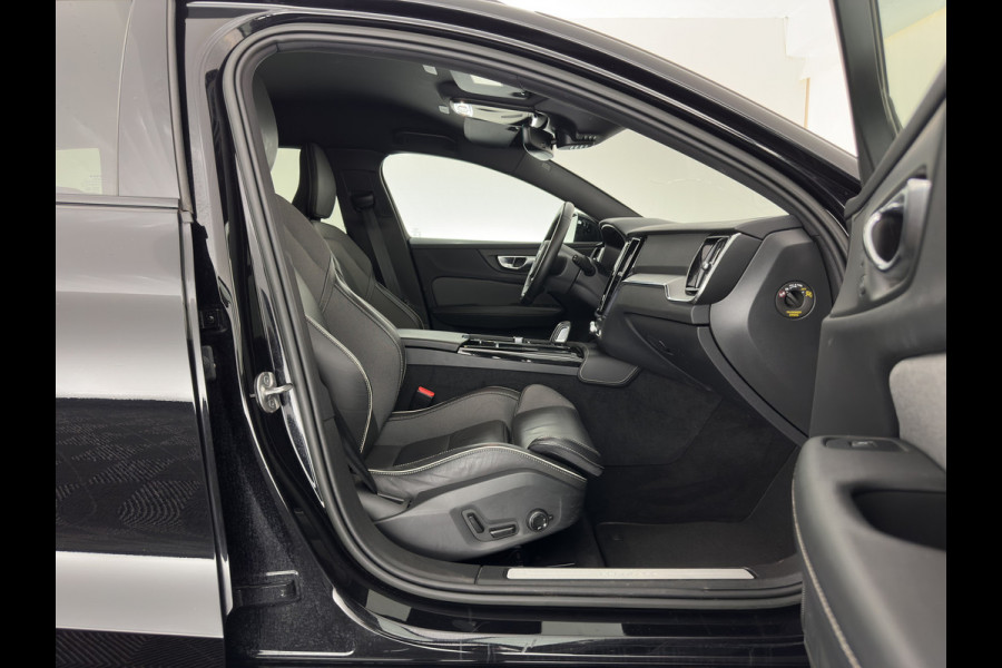 Volvo V60 2.0 T8 Recharge AWD R-Design Black-Line {SoH-99%} (Plug-in) (INCL-BTW) Aut. *LEATHER-FABRIC | FULL-LED | MEMORY-PACK | HARMAN/KARDON | DIGI-COCKPIT | HEATED-SPORTSEATS | KEYLESS | DAB+ | NAVI-FULLMAP | PDC | CRUISE | HEAD-UP | TOWBAR | 19''