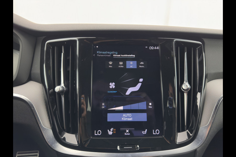 Volvo V60 2.0 T8 Recharge AWD R-Design Black-Line {SoH-99%} (Plug-in) (INCL-BTW) Aut. *LEATHER-FABRIC | FULL-LED | MEMORY-PACK | HARMAN/KARDON | DIGI-COCKPIT | HEATED-SPORTSEATS | KEYLESS | DAB+ | NAVI-FULLMAP | PDC | CRUISE | HEAD-UP | TOWBAR | 19''