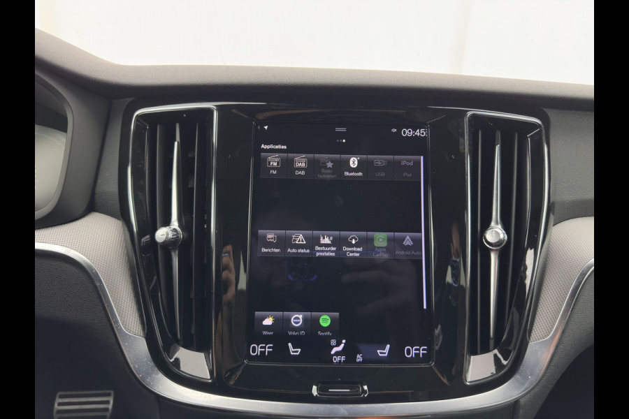 Volvo V60 2.0 T8 Recharge AWD R-Design Black-Line {SoH-99%} (Plug-in) (INCL-BTW) Aut. *LEATHER-FABRIC | FULL-LED | MEMORY-PACK | HARMAN/KARDON | DIGI-COCKPIT | HEATED-SPORTSEATS | KEYLESS | DAB+ | NAVI-FULLMAP | PDC | CRUISE | HEAD-UP | TOWBAR | 19''