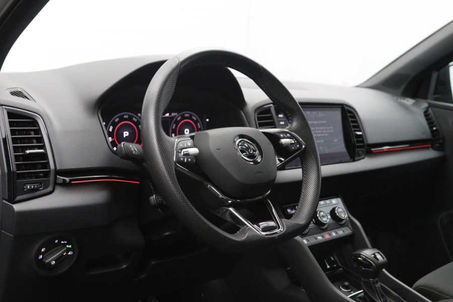Škoda Karoq 1.5 TSI 150 PK ACT Sportline Automaat, Panoramadak, Canton Sound, Adap. Cruise Control, Stoelverwarming
