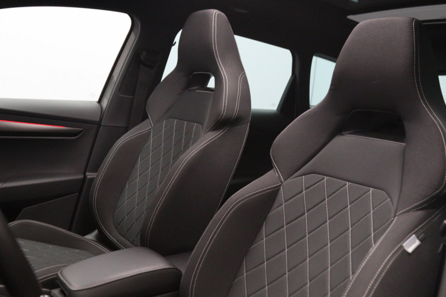 Škoda Karoq 1.5 TSI 150 PK ACT Sportline Automaat, Panoramadak, Canton Sound, Adap. Cruise Control, Stoelverwarming