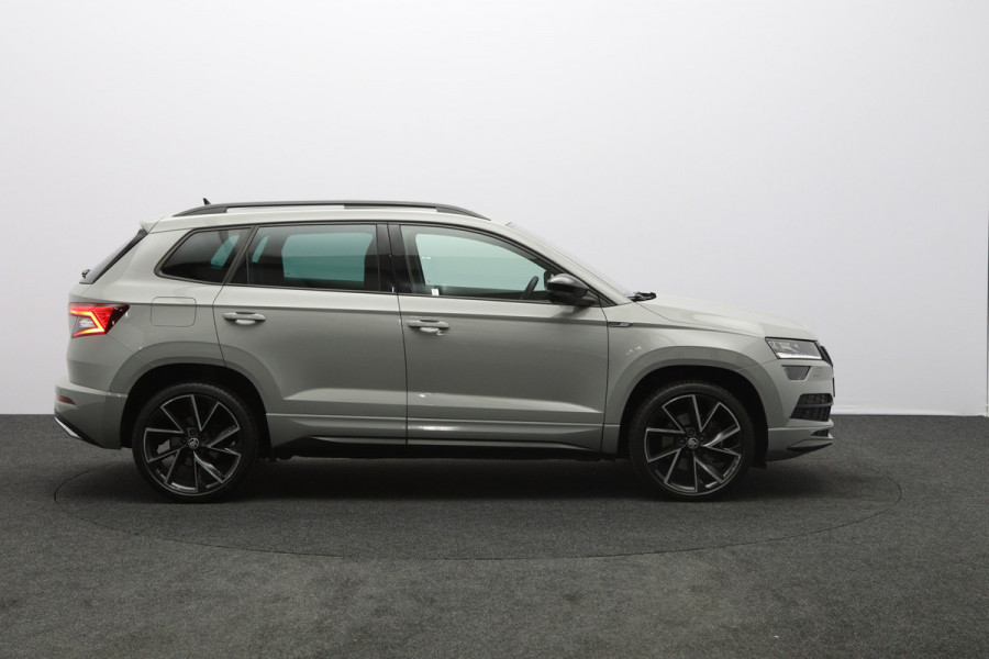 Škoda Karoq 1.5 TSI 150 PK ACT Sportline Automaat, Panoramadak, Canton Sound, Adap. Cruise Control, Stoelverwarming