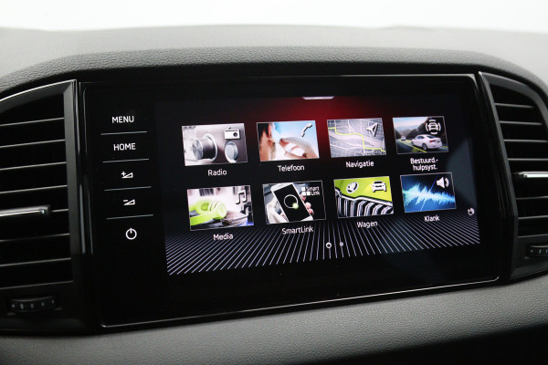 Škoda Karoq 1.5 TSI 150 PK ACT Sportline Automaat, Panoramadak, Canton Sound, Adap. Cruise Control, Stoelverwarming