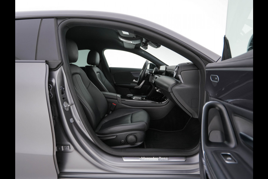 Mercedes-Benz CLA-Klasse Shooting Brake 200 Luxury Line (INCL-BTW) Aut. *LEATHER | FULL-LED |  WIDESCREEN-COCKPIT | HEATED-COMFORTSEATS | ADAPTIVE-CRUISE | CAMERA | NAVI-FULLMAP | SHIFTPADDLES | PRIVACY-GLASS | DAB | AMBIENTLIGHT | TOWBAR | 18''AL