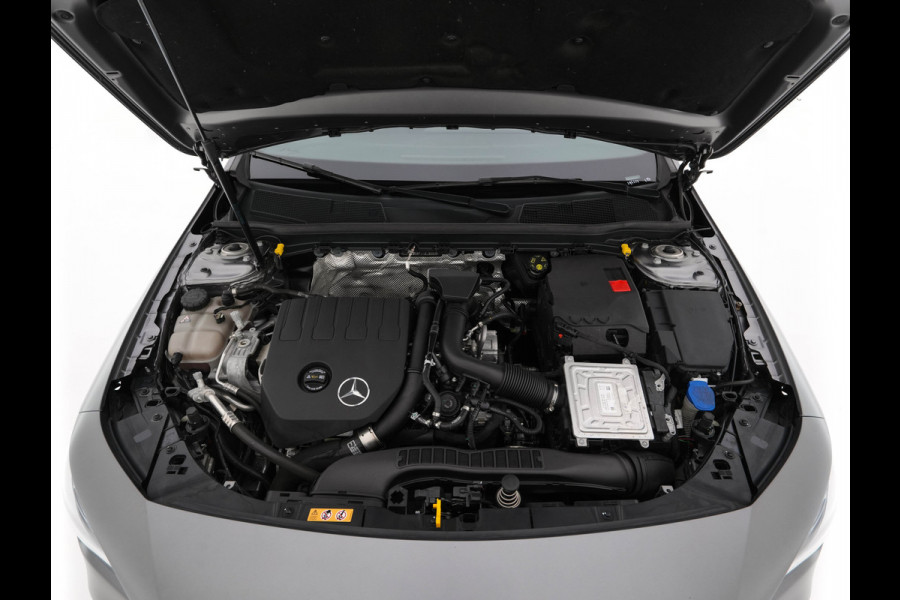 Mercedes-Benz CLA-Klasse Shooting Brake 200 Luxury Line (INCL-BTW) Aut. *LEATHER | FULL-LED |  WIDESCREEN-COCKPIT | HEATED-COMFORTSEATS | ADAPTIVE-CRUISE | CAMERA | NAVI-FULLMAP | SHIFTPADDLES | PRIVACY-GLASS | DAB | AMBIENTLIGHT | TOWBAR | 18''AL