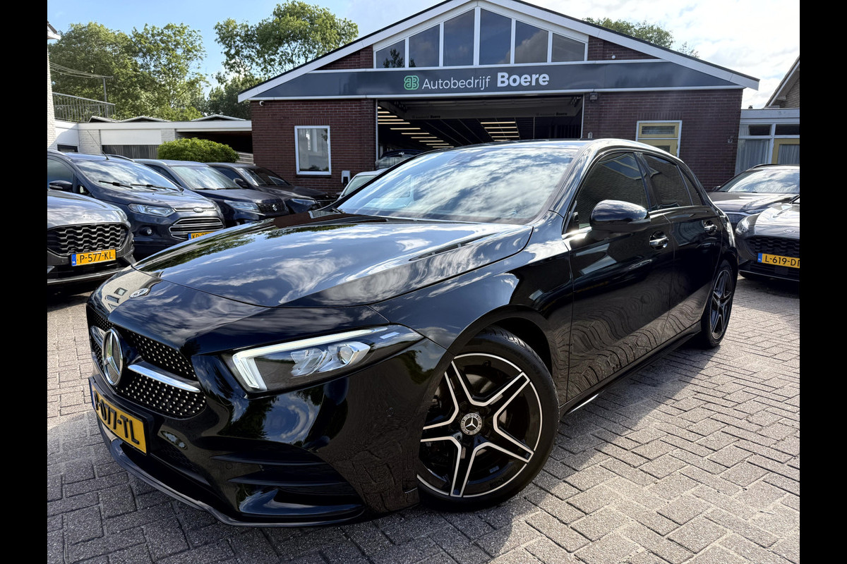 Mercedes-Benz A-Klasse 180 Business AMG Camera, Sfeerverlichting, Stoelverwarming