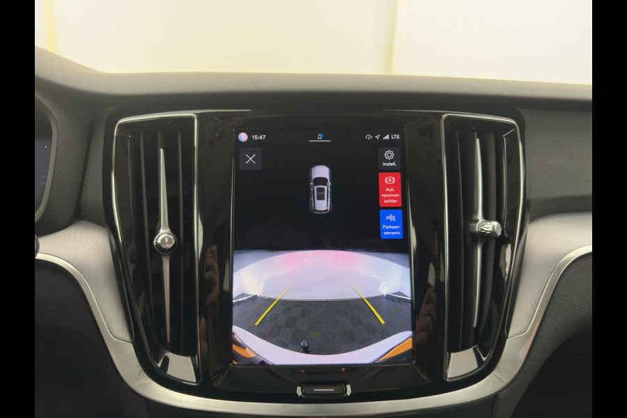 Volvo V60 2.0 T6 Core Bright AWD (Plug-In) {SoH-97%} (INCL-BTW)  Aut. *FULL-LED | DIGI-COCKPIT | CAMERA | HEATED-COMFORTSEATS | KEYLESS | DAB | PRIVACY-GLASS | CARPLAY | NAVI-FULLMAP | TOWBAR | 18''ALU*