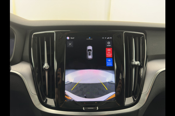 Volvo V60 2.0 T6 Core Bright AWD (Plug-In) {SoH-97%} (INCL-BTW)  Aut. *FULL-LED | DIGI-COCKPIT | CAMERA | HEATED-COMFORTSEATS | KEYLESS | DAB | PRIVACY-GLASS | CARPLAY | NAVI-FULLMAP | TOWBAR | 18''ALU*