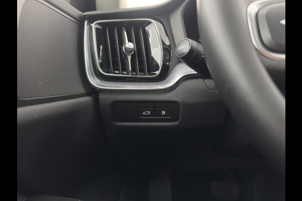 Volvo V60 2.0 T6 Core Bright AWD (Plug-In) {SoH-97%} (INCL-BTW)  Aut. *FULL-LED | DIGI-COCKPIT | CAMERA | HEATED-COMFORTSEATS | KEYLESS | DAB | PRIVACY-GLASS | CARPLAY | NAVI-FULLMAP | TOWBAR | 18''ALU*