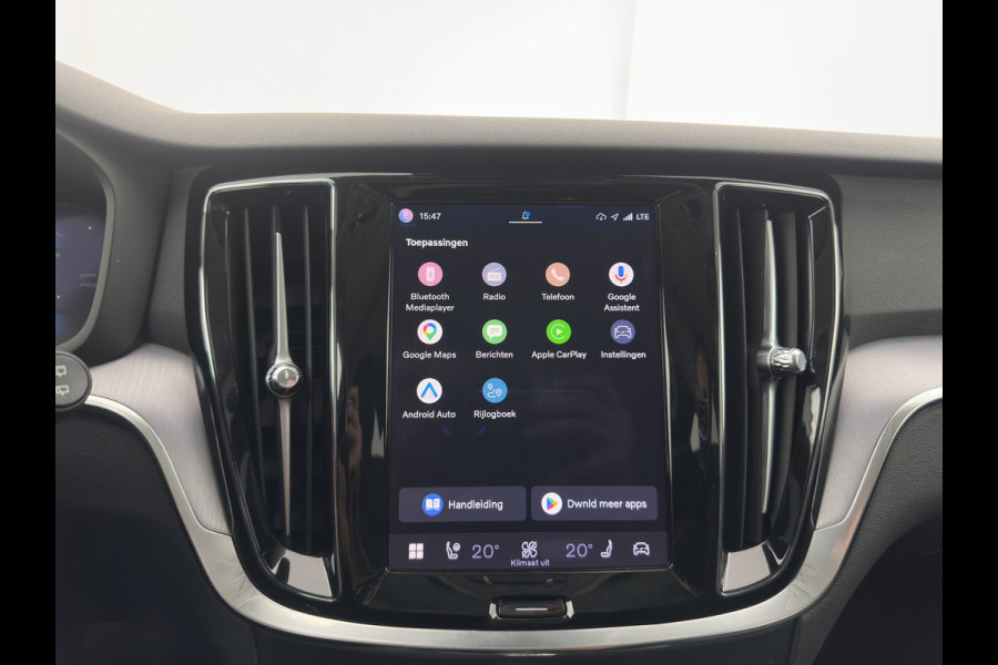 Volvo V60 2.0 T6 Core Bright AWD (Plug-In) {SoH-97%} (INCL-BTW)  Aut. *FULL-LED | DIGI-COCKPIT | CAMERA | HEATED-COMFORTSEATS | KEYLESS | DAB | PRIVACY-GLASS | CARPLAY | NAVI-FULLMAP | TOWBAR | 18''ALU*