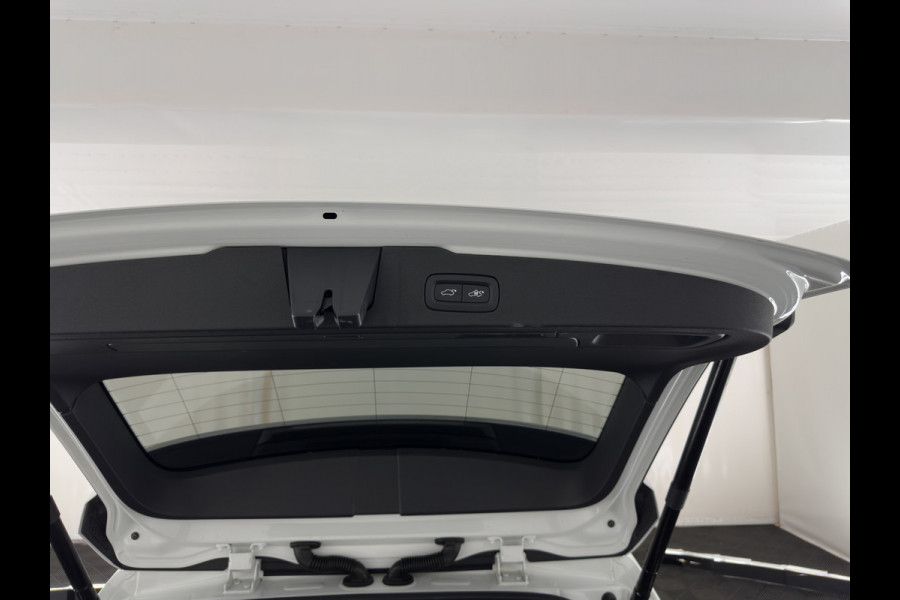 Volvo V60 2.0 T6 Core Bright AWD (Plug-In) {SoH-97%} (INCL-BTW)  Aut. *FULL-LED | DIGI-COCKPIT | CAMERA | HEATED-COMFORTSEATS | KEYLESS | DAB | PRIVACY-GLASS | CARPLAY | NAVI-FULLMAP | TOWBAR | 18''ALU*