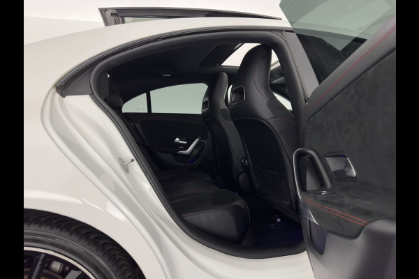 Mercedes-Benz CLA-Klasse 180 d Premium Plus (INCL-BTW) Aut. *PANO | LEATHER-MICROFIBRE | FULL-LED  | AMBIENTLIGHT | HEATED-SPORTSEATS | WIDESCREEN-COCKPIT | DAB+ | NAVI-FULLMAP | CAMERA | PRIVACYGLASS | 19''ALU*