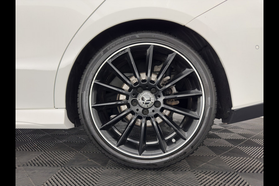 Mercedes-Benz CLA-Klasse 180 d Premium Plus (INCL-BTW) Aut. *PANO | LEATHER-MICROFIBRE | FULL-LED  | AMBIENTLIGHT | HEATED-SPORTSEATS | WIDESCREEN-COCKPIT | DAB+ | NAVI-FULLMAP | CAMERA | PRIVACYGLASS | 19''ALU*