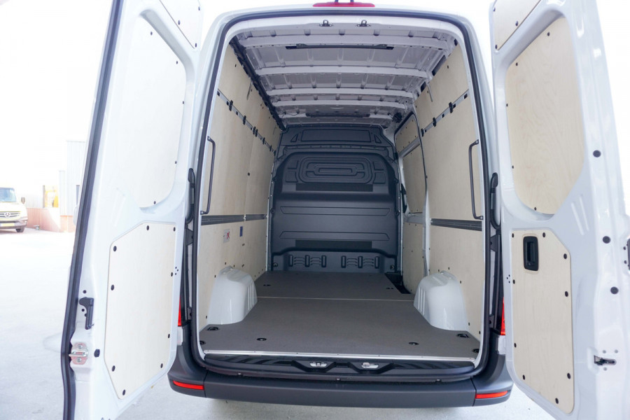 Mercedes-Benz Sprinter 319 CDI 191PK L2H2 Pro Automaat nr.V149 | Airco | Cruise | Camera | geveerde stoel | Trekgewicht 3.500KG