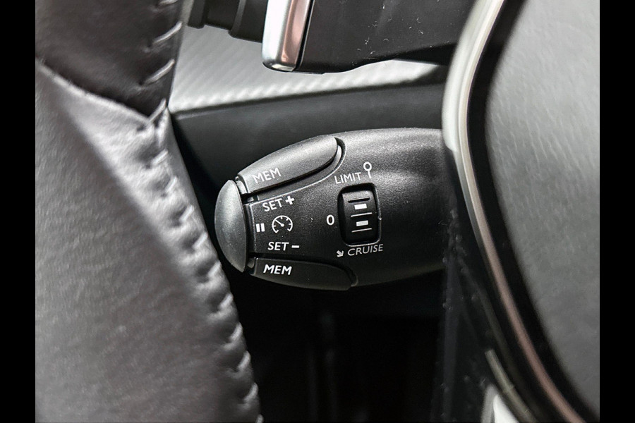 Peugeot 208 1.2 Hybrid 100 e-DCS6 Style CARPLAY | CRUISE | LED