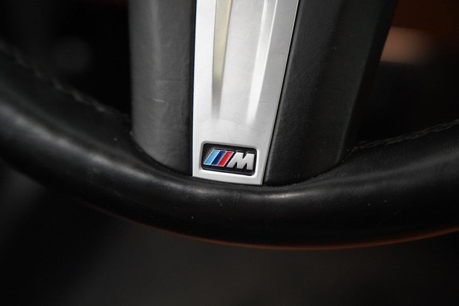 BMW 5 Serie 520i High Executive M-Sport  Wrapped Schuif/kantel-dak Leder