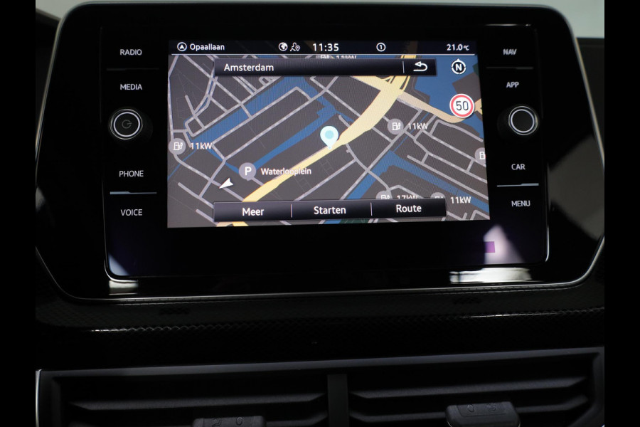 Volkswagen T-Cross 1.5 TSI R-Line 150 pk Automaat (DSG) | Navigatie | Trekhaak (afneembaar) | Parkeersensoren | Achteruitrijcamera | Matrix LED koplampen | R-Line |
