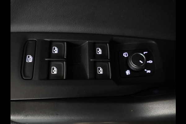 Volkswagen T-Cross 1.5 TSI R-Line 150 pk Automaat (DSG) | Navigatie | Trekhaak (afneembaar) | Parkeersensoren | Achteruitrijcamera | Matrix LED koplampen | R-Line |