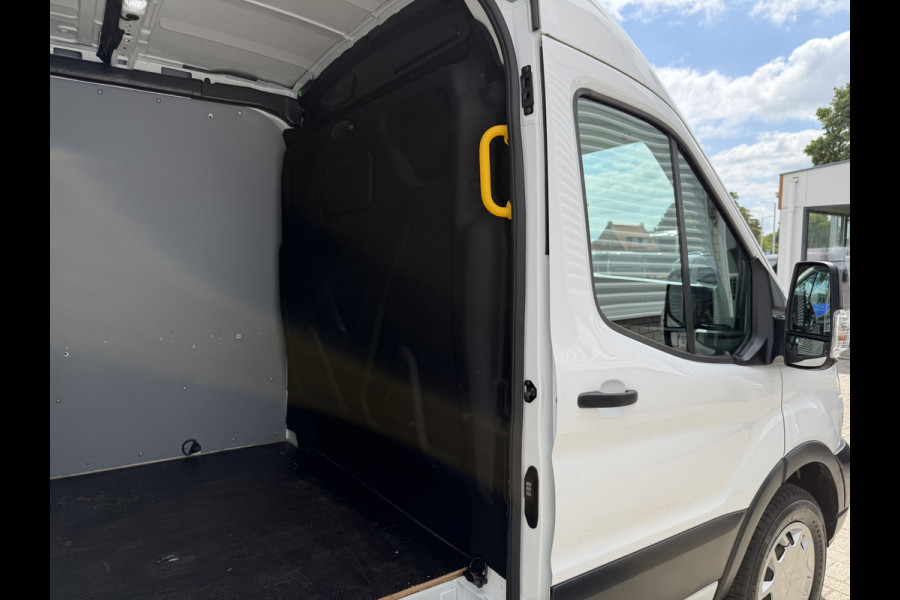 Ford Transit 350 2.0 TDCI L3H2 Trend RWD / trekhaak 2800 kg ! / vaste prijs rijklaar € 18.950 ex btw / lease vanaf € / airco / cruise / stoelverwarming / camera / euro 6 / bpm vrij