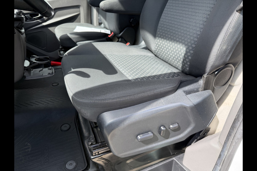 Ford Transit 350 2.0 TDCI L3H2 Trend RWD / trekhaak 2800 kg ! / vaste prijs rijklaar € 18.950 ex btw / lease vanaf € / airco / cruise / stoelverwarming / camera / euro 6 / bpm vrij