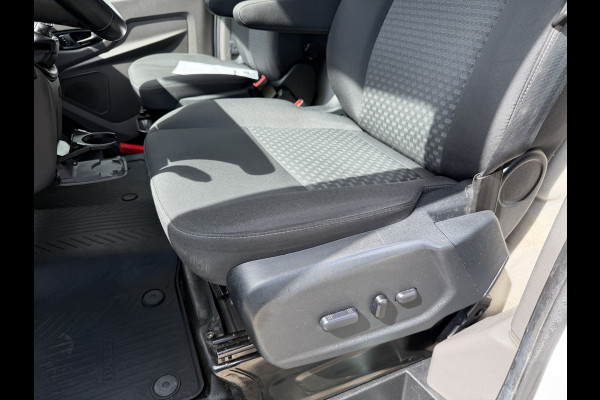 Ford Transit 350 2.0 TDCI L3H2 Trend RWD / trekhaak 2800 kg ! / vaste prijs rijklaar € 18.950 ex btw / lease vanaf € / airco / cruise / stoelverwarming / camera / euro 6 / bpm vrij