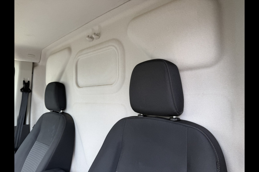 Ford Transit 350 2.0 TDCI L3H2 Trend RWD / trekhaak 2800 kg ! / vaste prijs rijklaar € 18.950 ex btw / lease vanaf € / airco / cruise / stoelverwarming / camera / euro 6 / bpm vrij