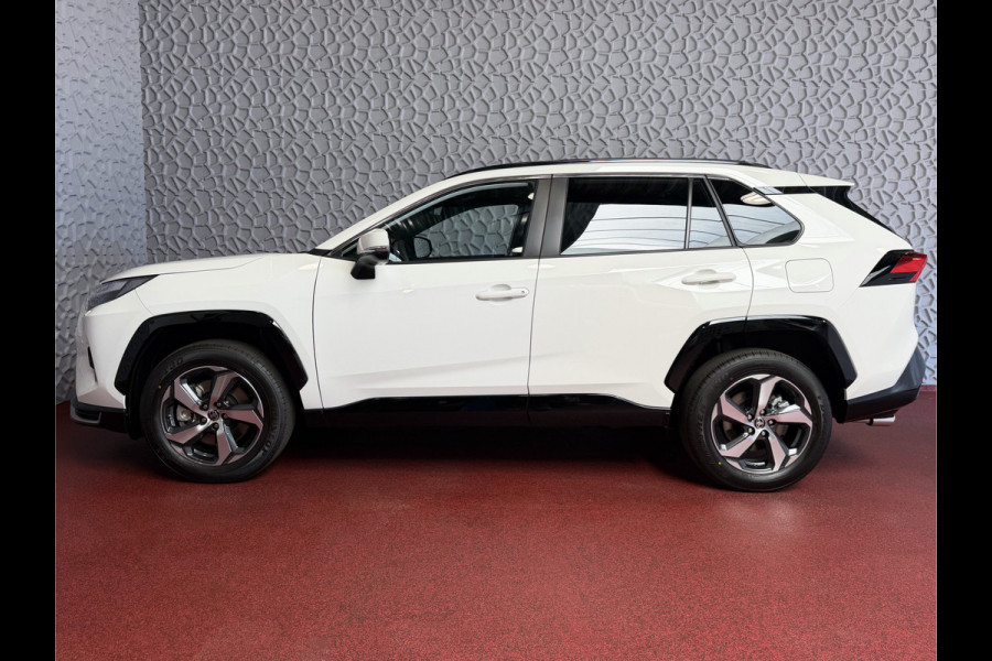 Toyota RAV4 2.5 PHEV AWD 306PK ✅gloednieuw ✅ | Trekgew. 1500KG | Head-up display | Camera | Full LED | Elektrische achterklep | Stuur/Stoelv PHEV PLUG IN
