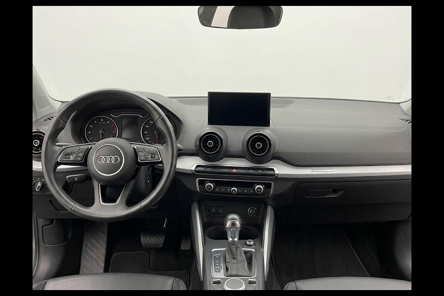 Audi Q2 1.4 TFSI CoD Sport 150pk | Navigatie | Trekhaak | Parkeersensoren voor en achter | Adaptieve cruise controle