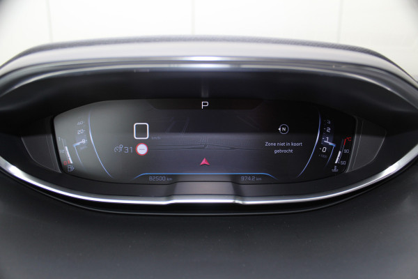 Peugeot 3008 1.6-165pk e-THP Allure AUTOMAAT ! Trekgewicht 1.550kg ! Autm. airco dual, camera, digitaal dashboard, navigatie, telefoonvoorb., trekhaak, LM wielen, metallic lak, privacy glass, cruise cntrl, elektr. achterklep etc.