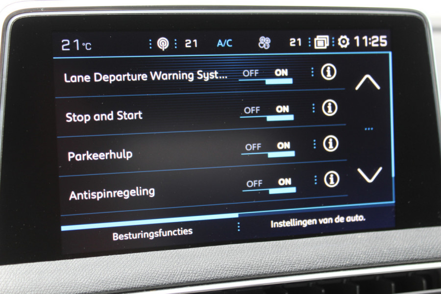 Peugeot 3008 1.6-165pk e-THP Allure AUTOMAAT ! Trekgewicht 1.550kg ! Autm. airco dual, camera, digitaal dashboard, navigatie, telefoonvoorb., trekhaak, LM wielen, metallic lak, privacy glass, cruise cntrl, elektr. achterklep etc.