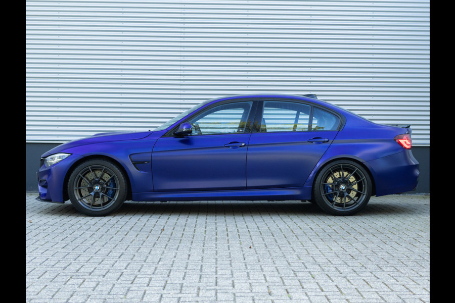 BMW 3 Serie M3 CS - Individual "Frozen Dark Blue II" - Manual Seats